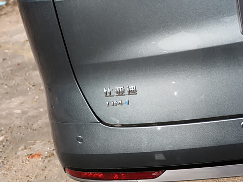 2026 DM-i 1.5T 218KM Խ