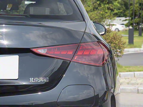 2025�� �Ŀ� C 350 eL