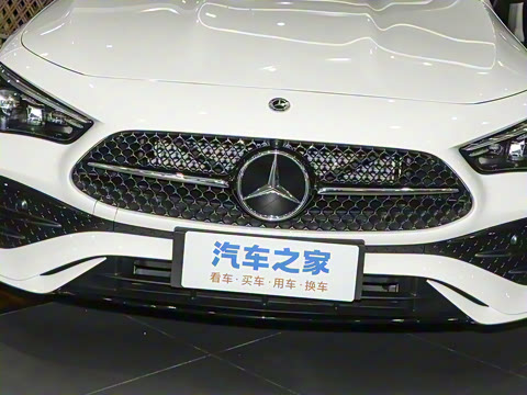 2025�� CLE 300 4MATIC �����ͽ��ܳ�