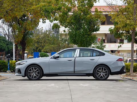 2024�� 530i ������ M�˶���װ