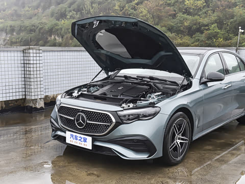 2026�� E 300 ʱ�����˶���