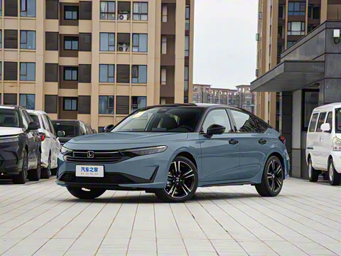 2025�� HATCHBACK 240TURBO �ֶ��ھ���