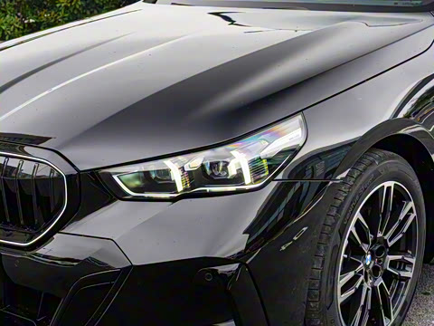 2026�� 530Li ������ M�˶���װ