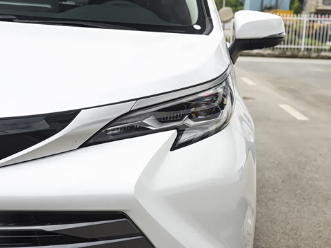 2027�� 2.5L ˫��������������