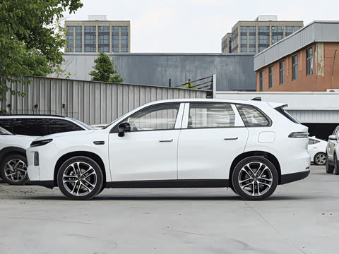 2027�� 660������