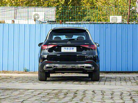 2026�� GLC 300 L 4MATIC ������ 5��