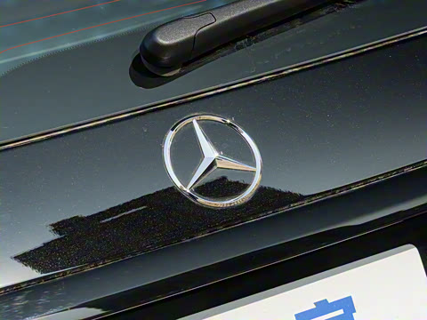 2026�� GLC 260 L 4MATIC ������