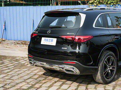 2026�� GLC 260 L 4MATIC ������