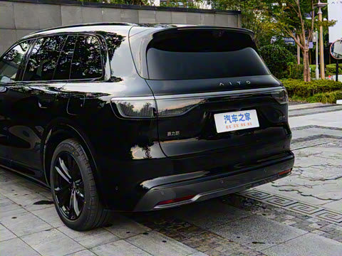 2025�� ���� Ultra ����������