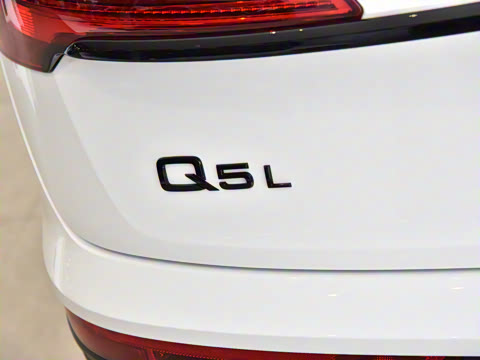 2025�� quattro 45�����ذ� 45 TFSI ������