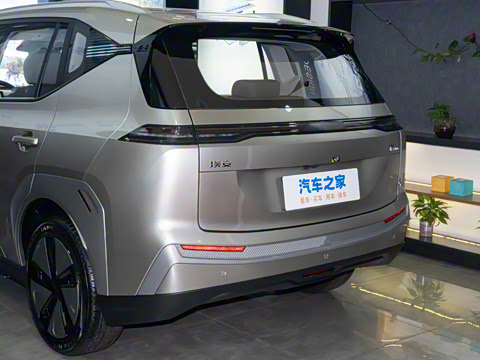 2025�� Plus 430 ������