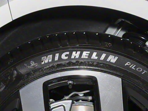 2026�� ���� 725 Max �콢��