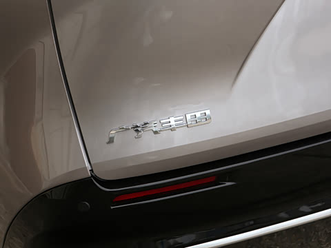 2027�� 2.5L ˫������������