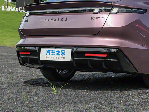 2025�� 240����Ultra