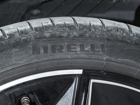 2023�� M760Le xDrive