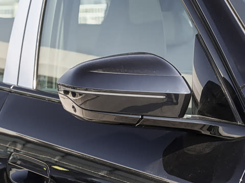 2026�� xDrive30L ������ M�˶���ҹ��װ