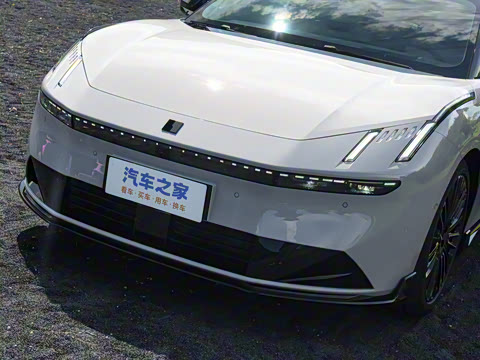 2025�� 240����Ultra