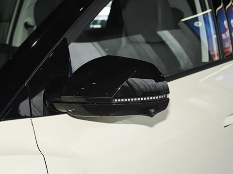 2025�� ����SMART�� 64.2kWh