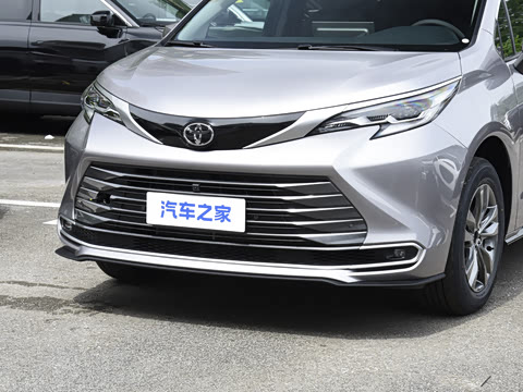 2027�� 2.5L ˫������������