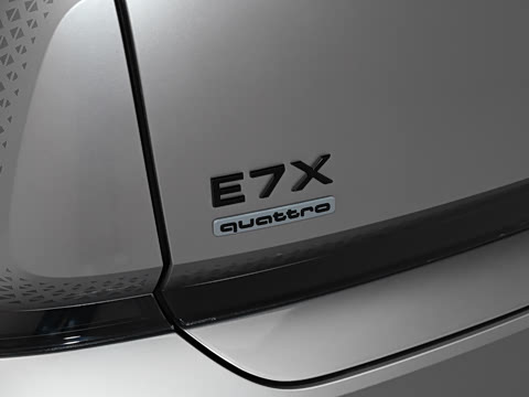 2026�� �ȷ�quattro��