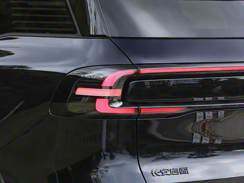 2025�� 215�����콢PLUS