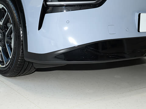 2026�� ���� 702 Max �콢��