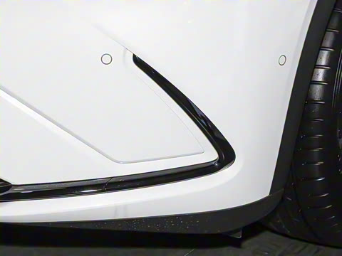 2025�� 735MAX 175kW