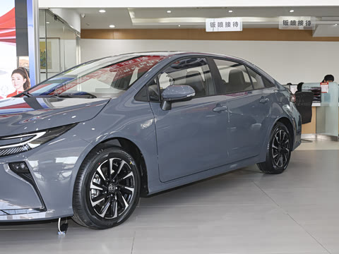 2026�� 1.8L ˫�� ��Ӣ��