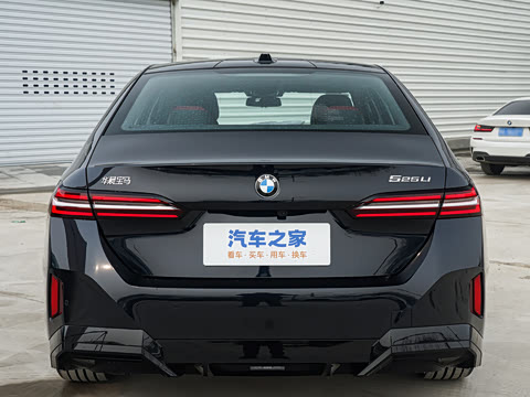 2026�� �Ŀ� 525Li M�˶���װ