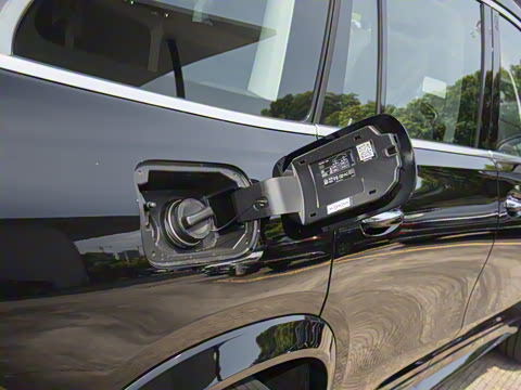 2025�� �Ŀ� GLS 450 4MATIC ʱ����