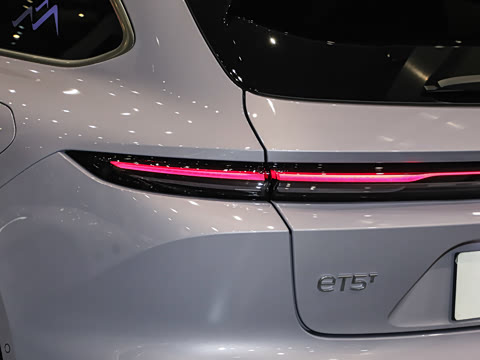 2025�� Զ����װ�޶��� 100kWh Touring