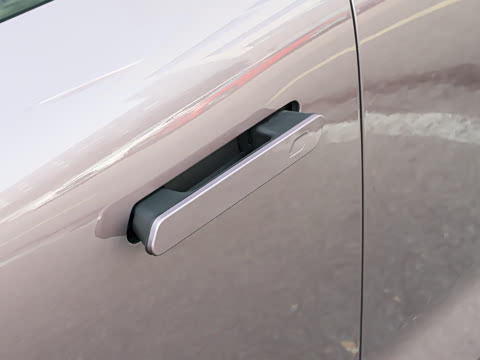 2025�� 240����Ultra H5