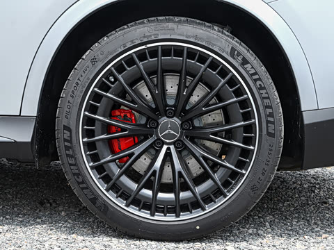 2026�� �Ŀ� AMG GLC 43 4MATIC