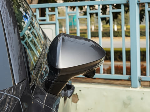 2026�� 2.0T 405 AT������