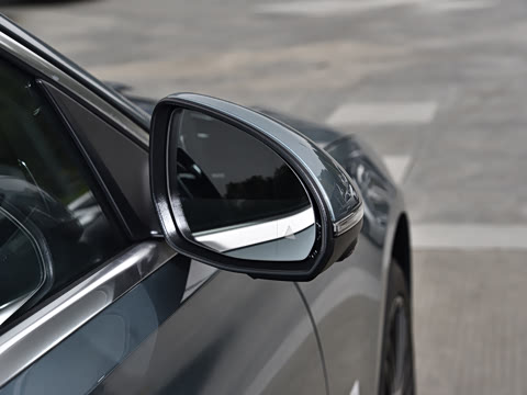 2026�� C 260 L �˶���