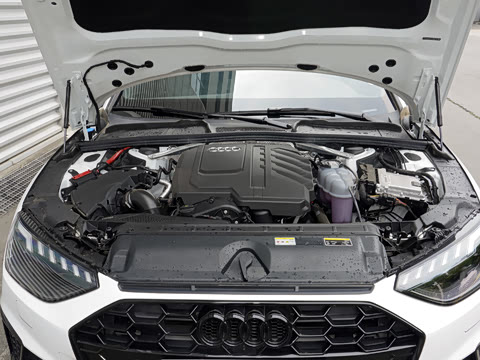 2026�� 200���������� 40 TFSI ���������� B&O ��ҹ��