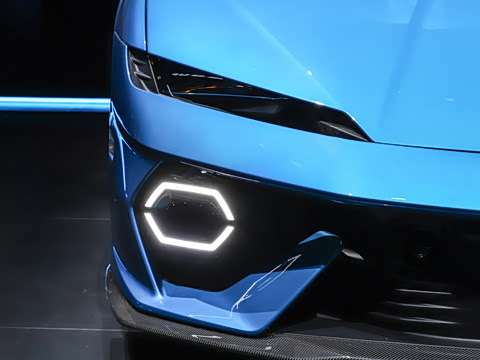 2025�� ������