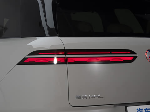 2025�� �콢��