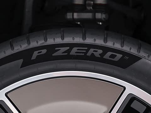 2026�� Cayenne Coup�� Turbo Electric