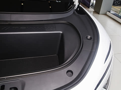 2025�� �Ŀ� Max�����