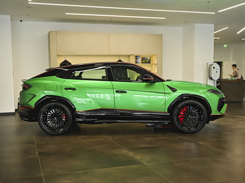 2026�� 4.0T Tettonero �ر��