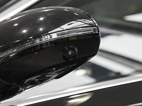 2026�� �Ŀ� E 260 L