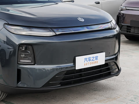 2027�� 660������