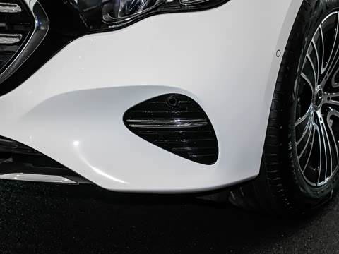2026�� �Ŀ� E 260 L