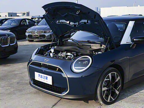 2024�� 452km COOPER SE ������