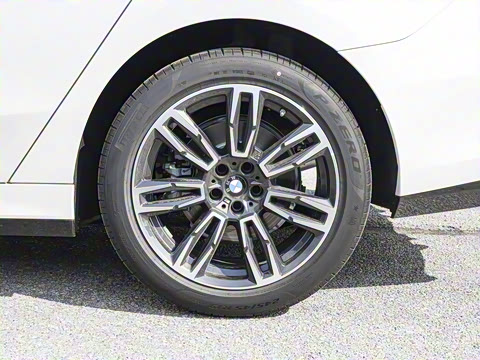 2026�� 530Li ������ M�˶���װ