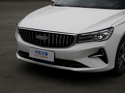 2027�� ���� 1.5L CVT������