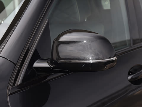 2026�� �Ŀ� xDrive 40Li ������M�˶���ҹ��װ