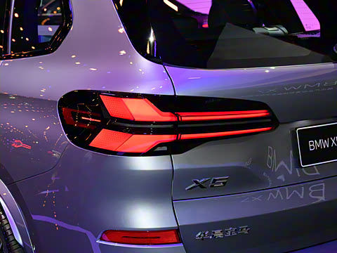 2025�� xDrive 40Li ������M�˶���ҹ��װ