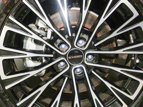 2025�� 300T �����ǹ��